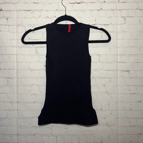 SPANX On Top And In Control Black Tank Top Sleeveless Shapewear Size SM - Picture 1 of 4